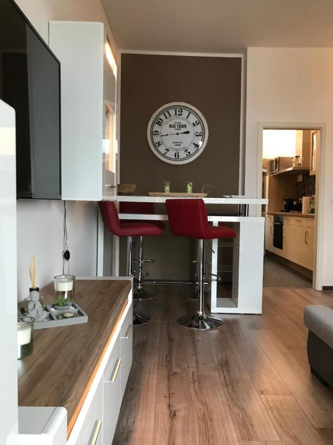 Stadthaus Artur - Apartment Madrid Ремшайд Екстериор снимка