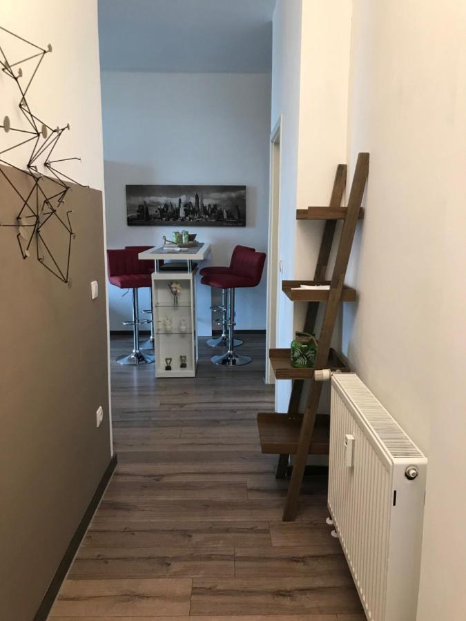 Stadthaus Artur - Apartment Madrid Ремшайд Екстериор снимка