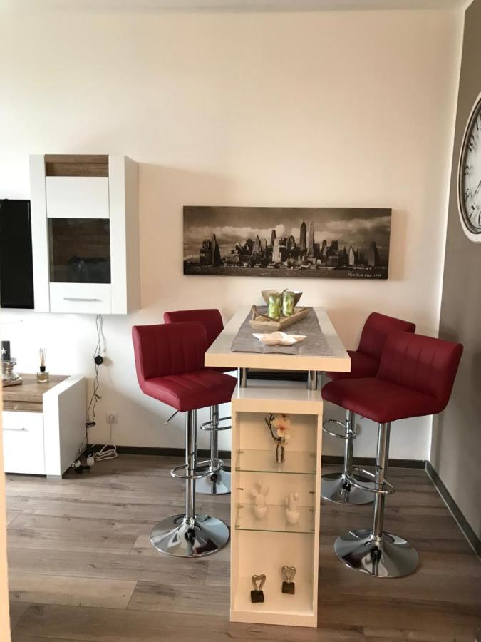 Stadthaus Artur - Apartment Madrid Ремшайд Екстериор снимка